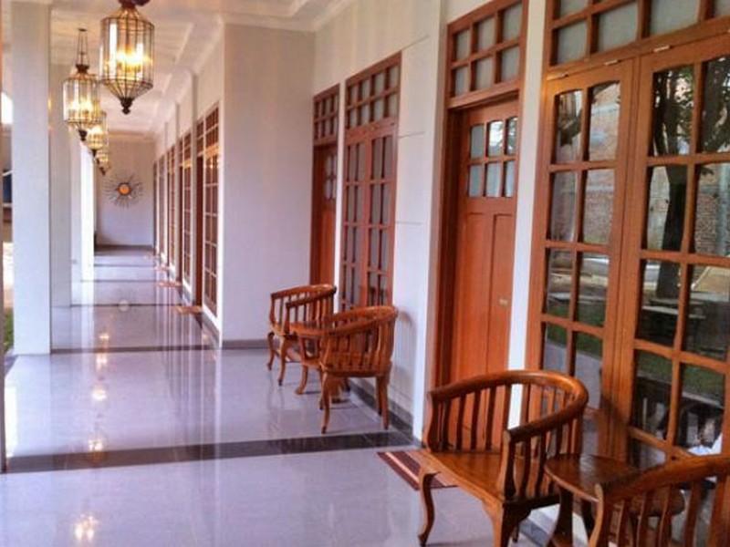 De' Halimun Guest House Bandung Eksteriør billede