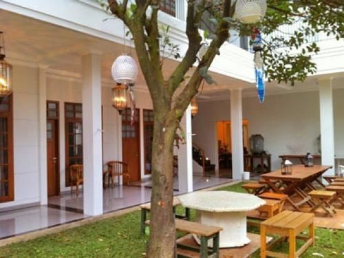 De' Halimun Guest House Bandung Eksteriør billede