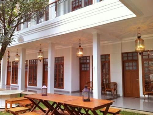 De' Halimun Guest House Bandung Eksteriør billede