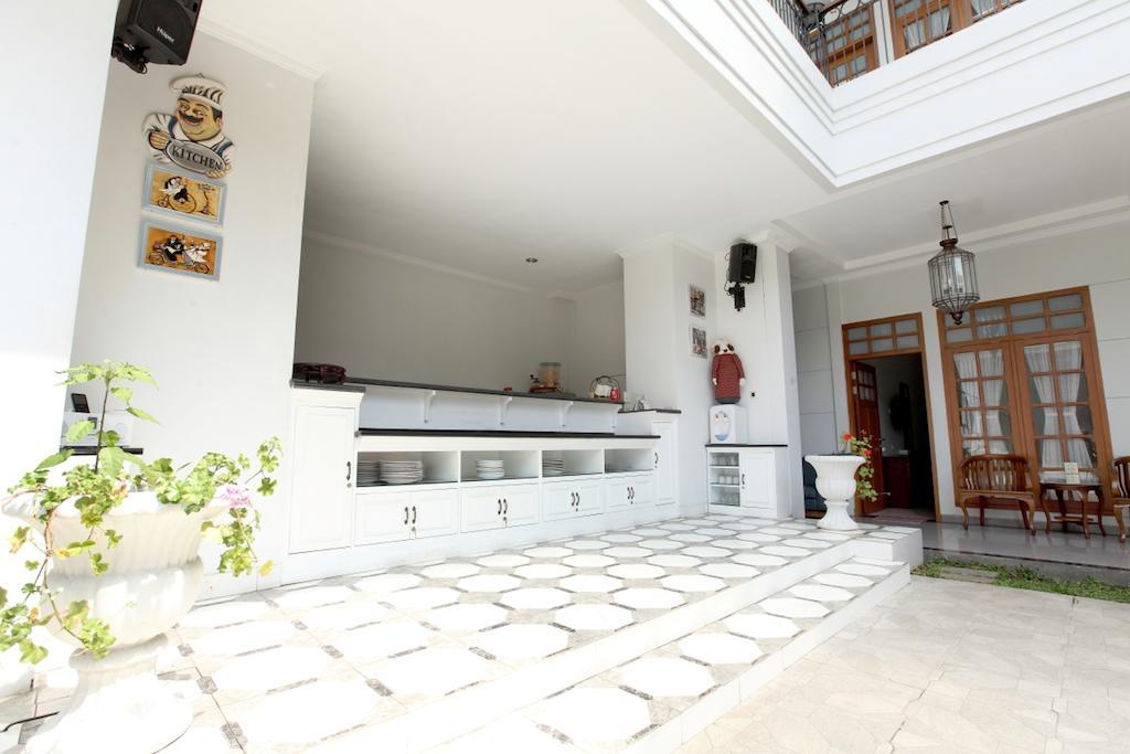 De' Halimun Guest House Bandung Eksteriør billede